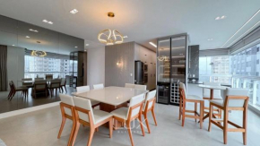 COD 379 - Apartamento em Meia Praia